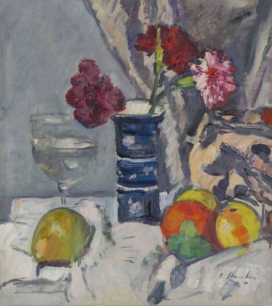 GEORGE LESLIE HUNTER | A STILL LIFE OF ROSES AND FRUIT